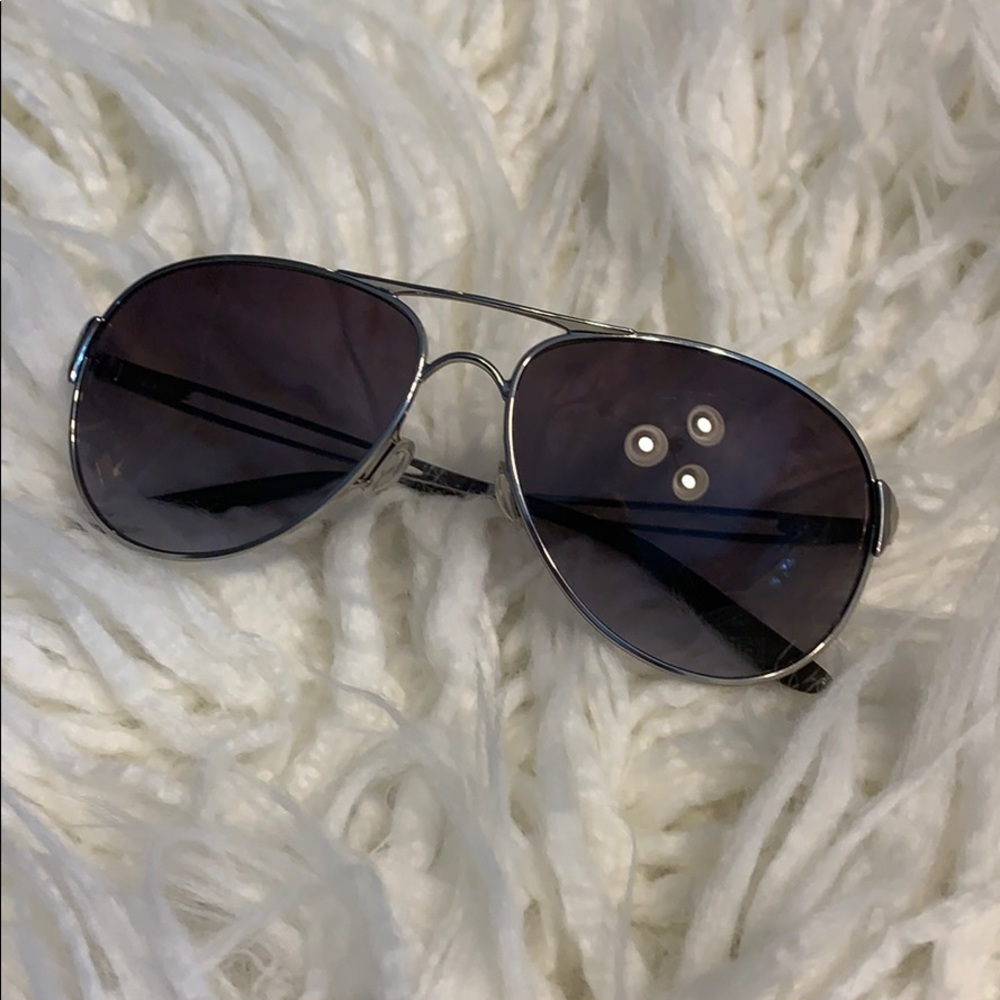 Women’s Oakley sunglasses